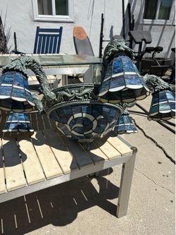 Tiffany-Style Stained Glass Hanging Light Fixture