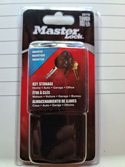 Masterlock XL magnetic hide a key. New