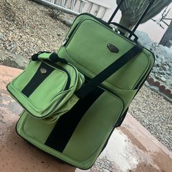 26” Wheeled Suitcase With Matching Tote Bag
