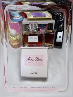Miss Dior Absolutely Blooming Perfume