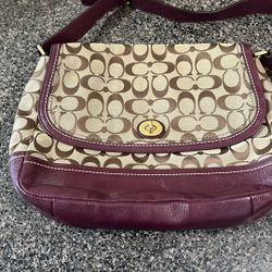 Coach Park Signature Flap Bag F23933
