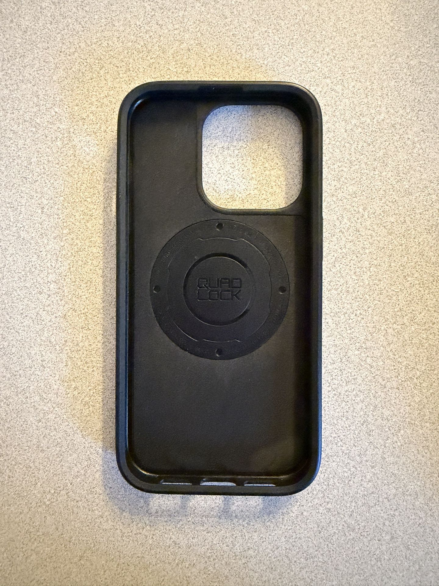 Quad Lock for iPhone 14pro