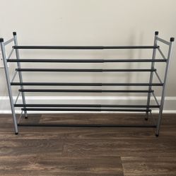 Expandable 4-tier shoe rack 