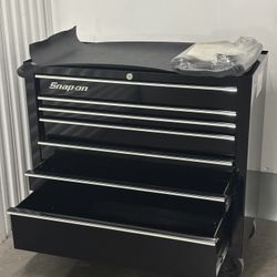 Snap-on Tools 40" Seven-Drawer Single Bank Heritage Series Roll Cab (Gloss Black) 