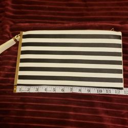Beautiful Black and White striped clutch, 13"×7". 