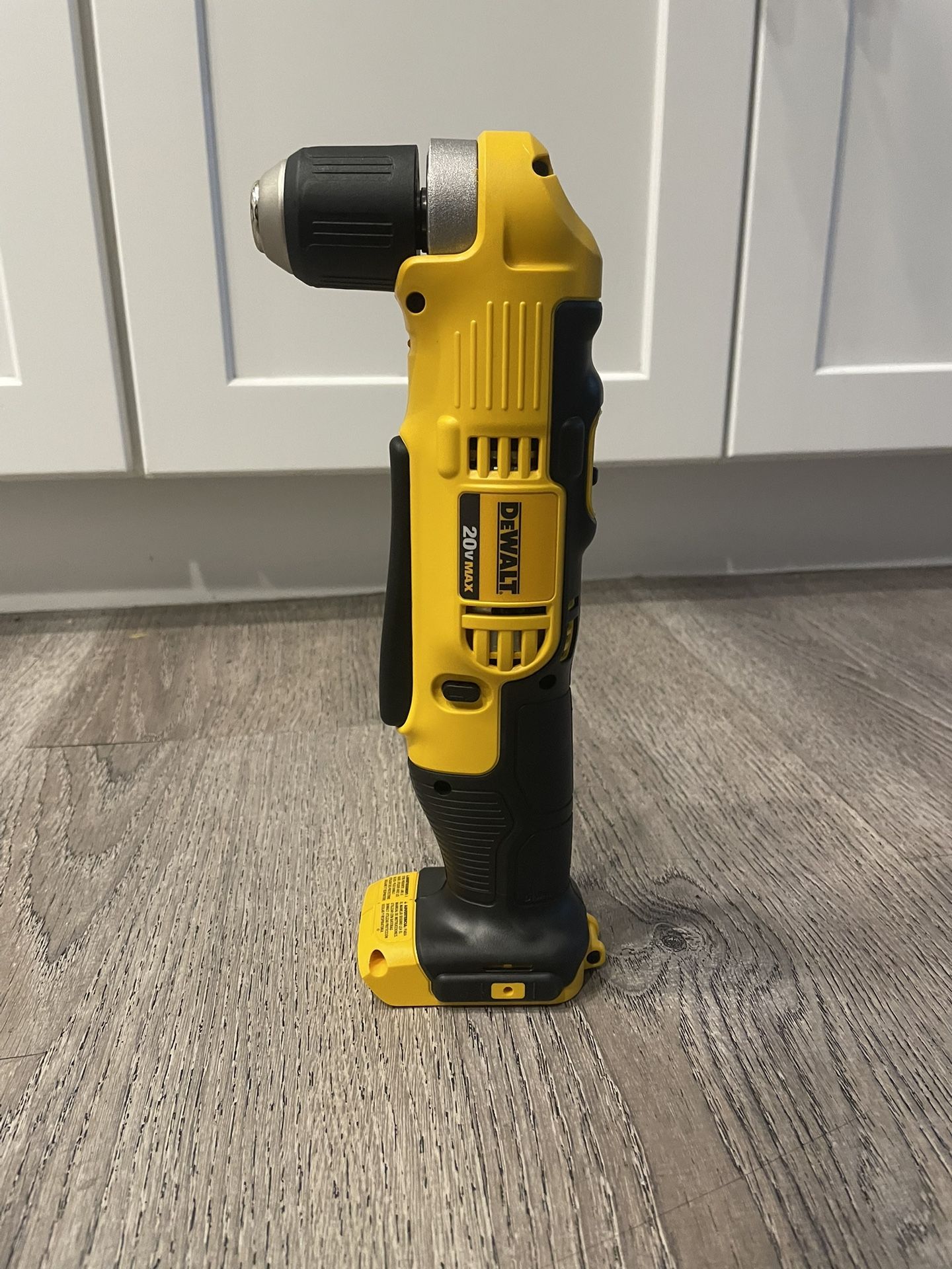 New Dewalt 20V MAX Right Angle Drill Driver (Tool Only Solo Herramienta)