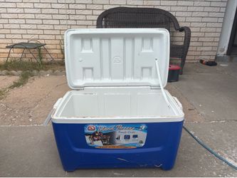 Igloo ice chest