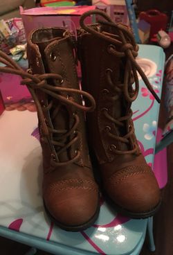 Little girl size 6 toddler never worn