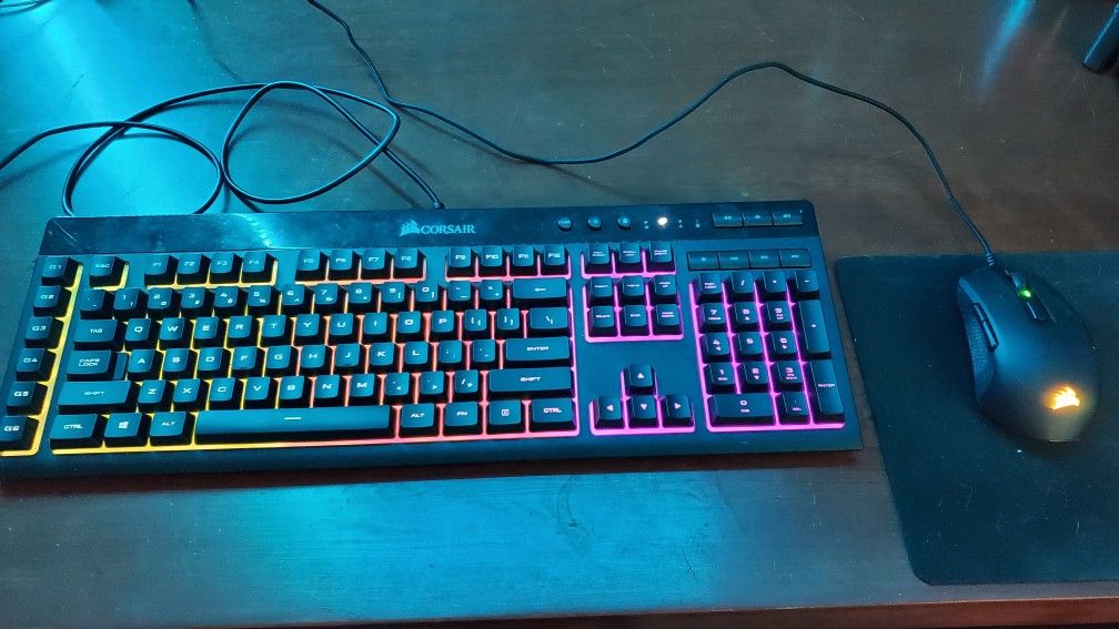 Corsair K55 Keyboard And M55 Mouse