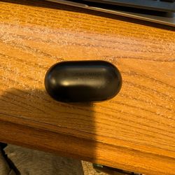 Samsung wireless earbuds