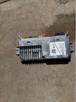 2020-2025 1500 Chevy/Gmc  VPM/ camera control module