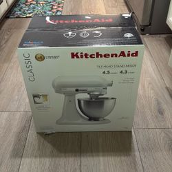 Brand New Kitchen Aid Mixer