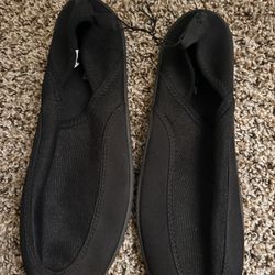 Water shoes 