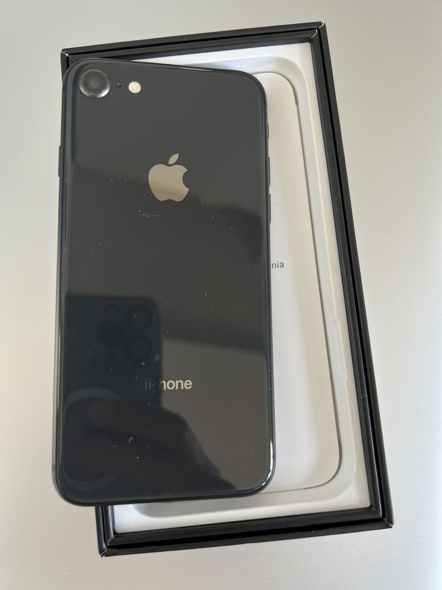 Iphone 8 Jet Grey 64GB ANY CARRIER