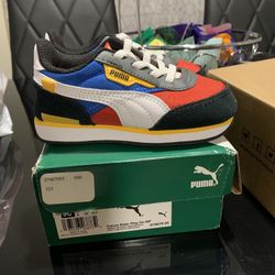 Puma Size 9c Never Wore