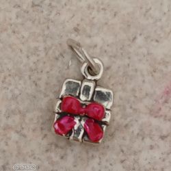 Vtg.sterling Silver CHRISTMAS PACKAGE charm