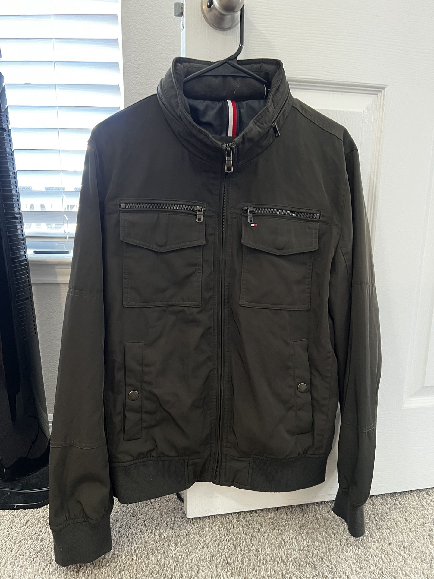 Small Tommy Hilfiger Windbreaker (Military Green)