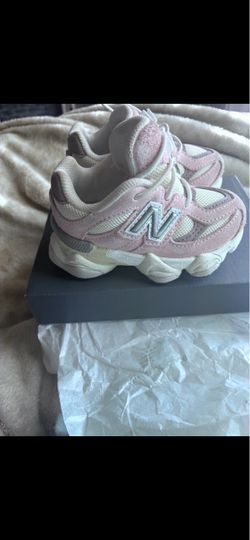 Toddler new balance shoes