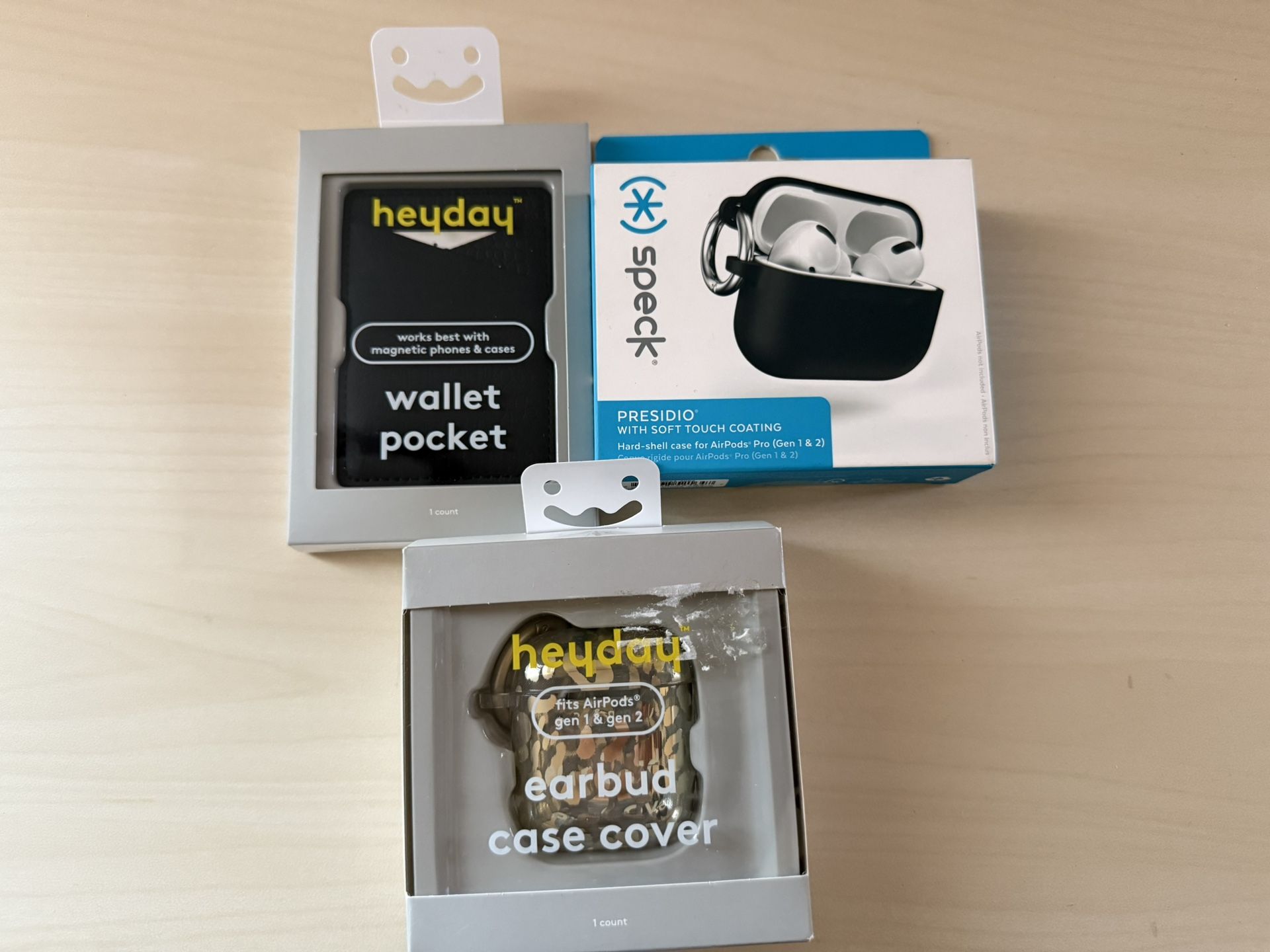 Bundle Apple AirPods Pro Case And Heyday Phone Wallet Pocket