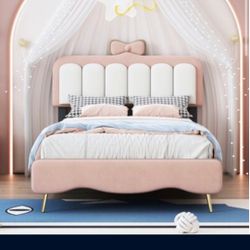 Twin Size Velvet Princess Platform Bed. New