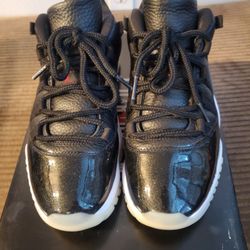 72-10 Jordan 11 low size 9