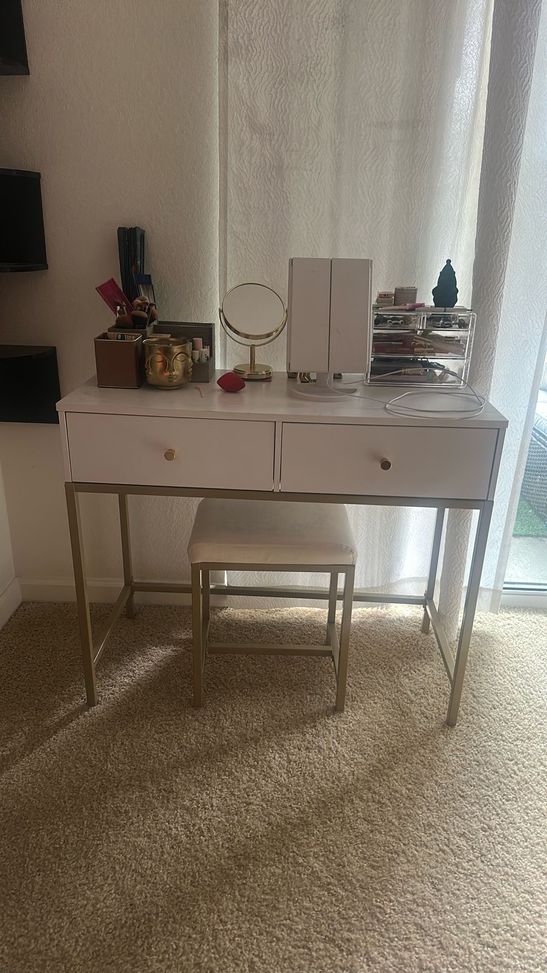 White Desk Vanity