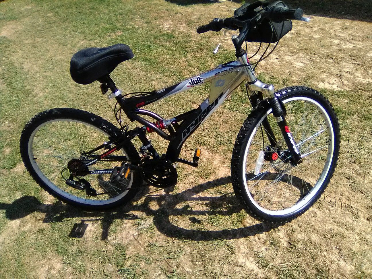 Hyper jolt sale mountain bike
