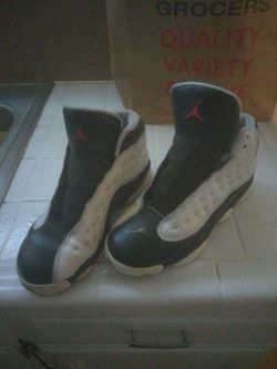Size 7y Jordans