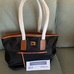 Tote:  Dooney And Bourke