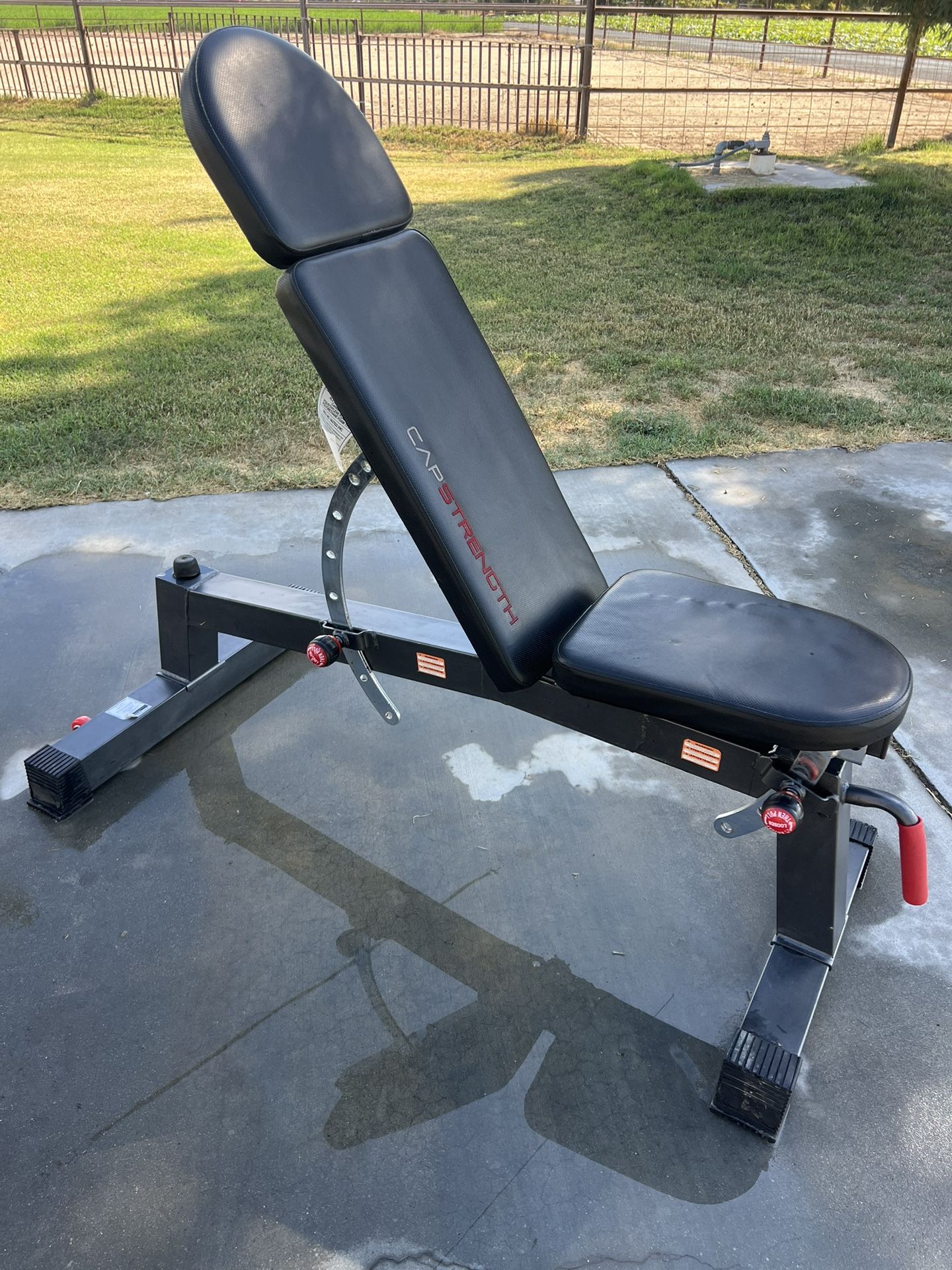 CAP Weight Bench