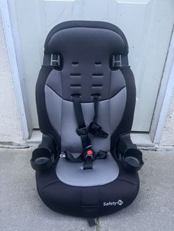 SAFETY 1st Grand 2-in-1 Booster Car Seat 30-65 lbs EXPIRES IN 2031 (Good condition) PICK UP IN CORNELIUS