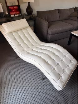 Ivory Leather Chaise Lounge