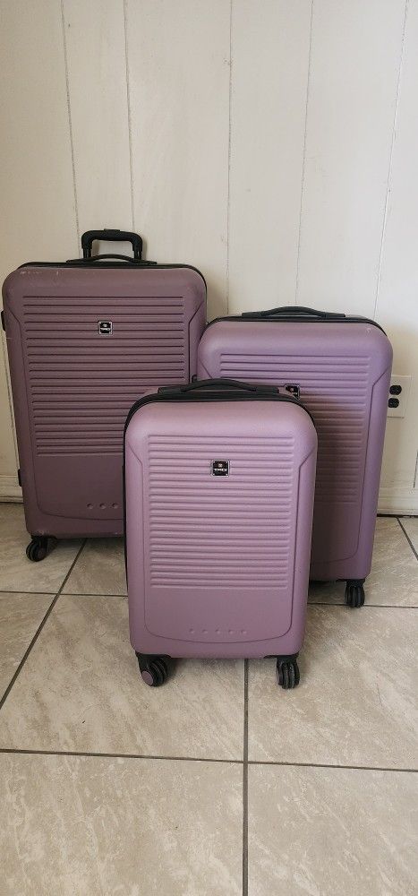 TAG Hardside LUGGAGE SET