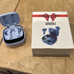 Earbuds, New