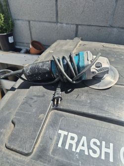 Makita grinder 4 1/2 inch with cord