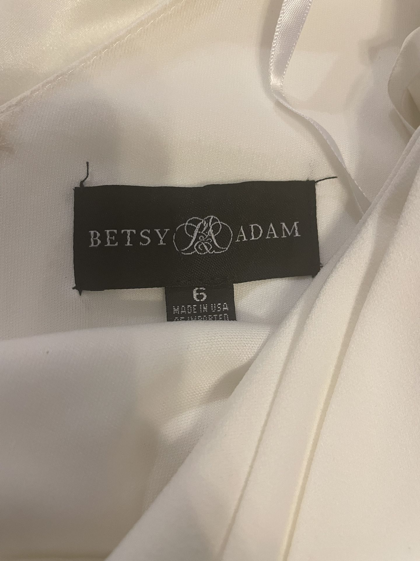 Drap Betsy Adam White Dress