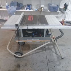 Table Saw With Stand