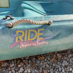 Wilderness Systems The ride 135 Kayak 