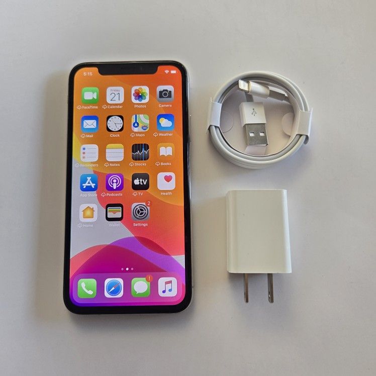 Apple iPhone X - UNLOCKED - Like New