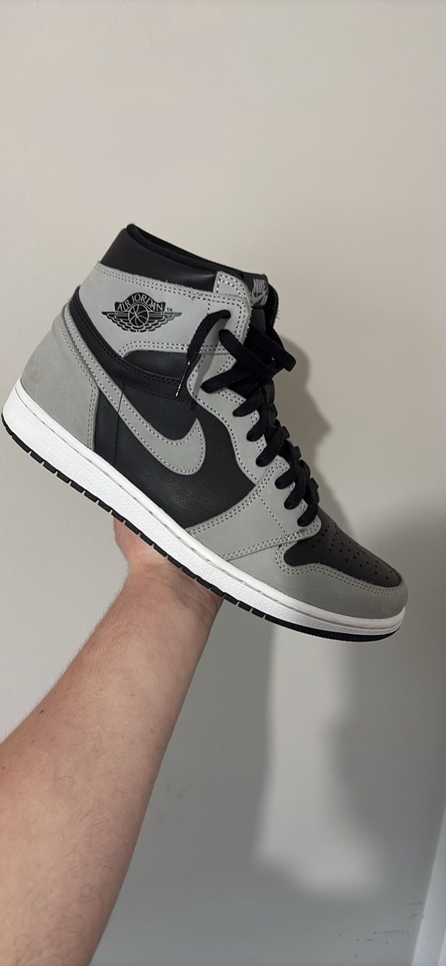 Jordan 1 Shadow