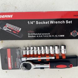 1/4 Socket Wrench Set   