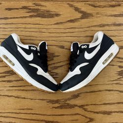 Air Max 1 Women Size 11.5 Or Men Size 9.5