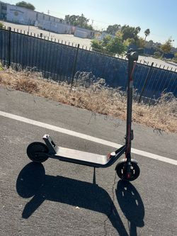 Electric scooter