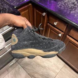 Air Jordan’s 13 Olive 