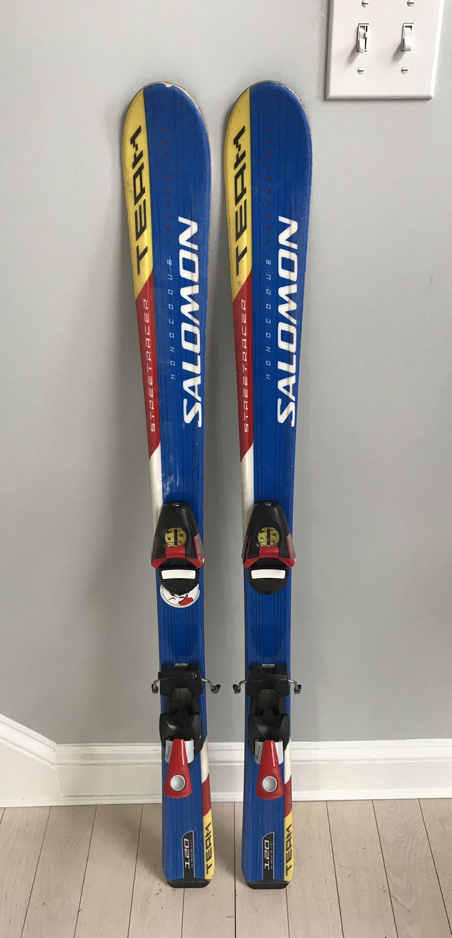 Youth 120cm Salomon Street Racer Team Junior Skis with Bindings 