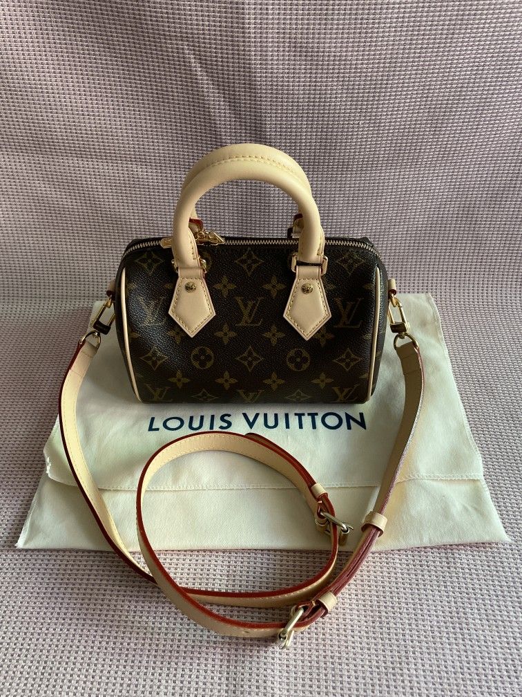 Louis Vuitton Speedy 20 Shoulder Bag