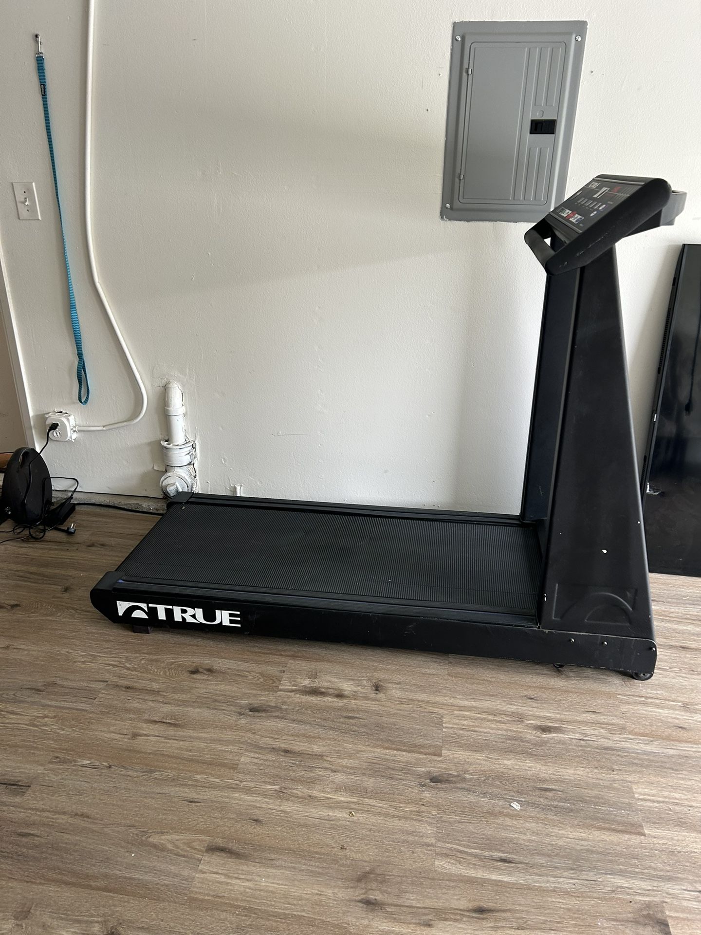 Treadmill 