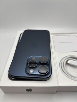 Blue titanium 15 Pro 256gb unlocked for any carrier battery health 83% iPhone is in brand new condition ++++++++Spanish++++ iPhone 15 Pro de 256 GB
