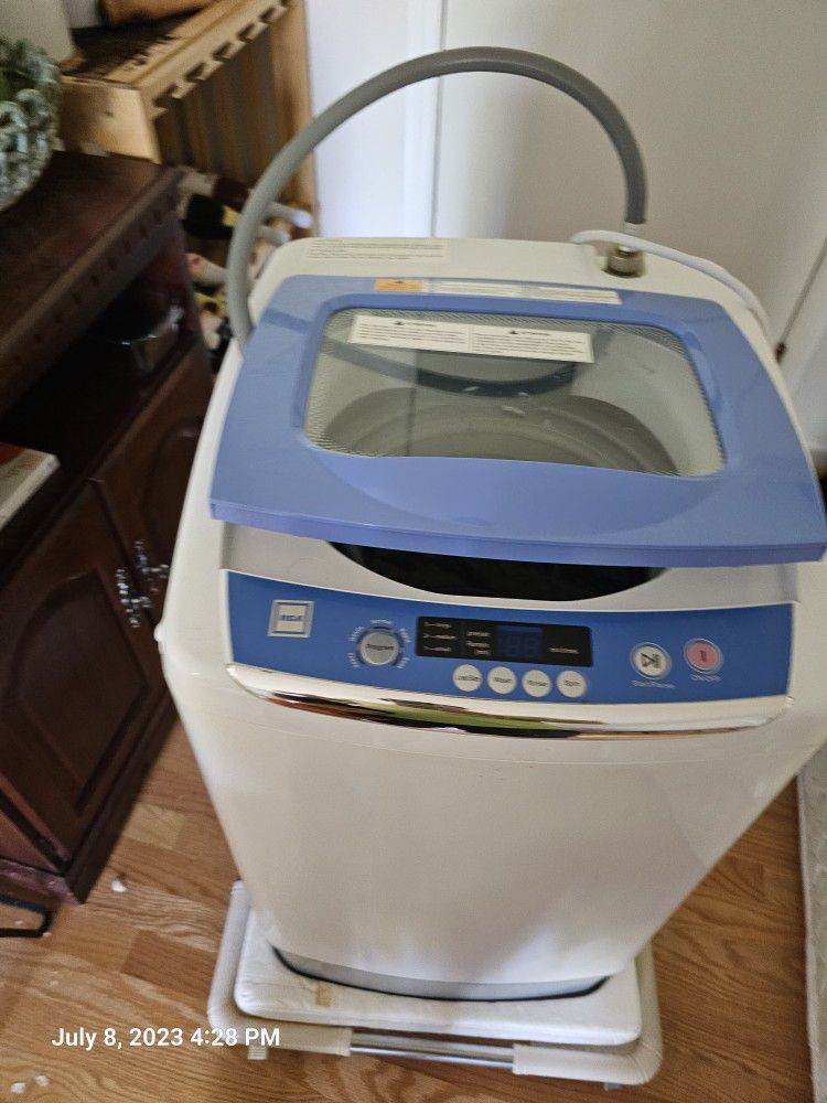 Rca Portable Washer With Wheels station 