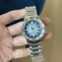 MADE IN JAPAN Seiko SBDY105/SRPG57 Antarctica Save The Ocean Prospex Diver “Happy Feet”